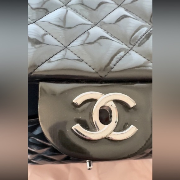 EUC Chanel JUMBO Double Flap Striated Green Quilted Patent Leather Shoulder Bag - Picture 14 of 16